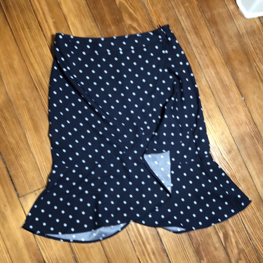 Polka dot Navy Banana Republic ruffle skirt